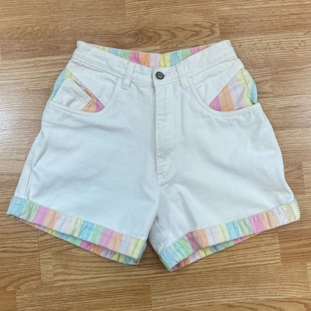 Vintage RIO White and Multi-coloured 100% Cotton High Rise Shorts